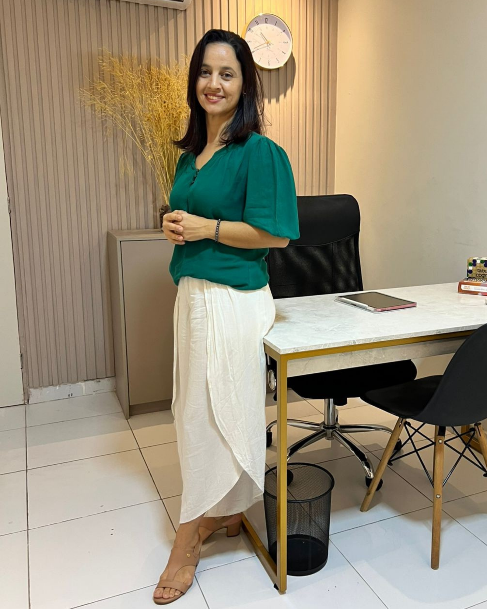 Caroline Bastos no consultório